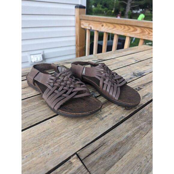 Merrell District Mahana‎ Sandals women's size 8 brown criss cross strappy ankle - Picture 1 of 9